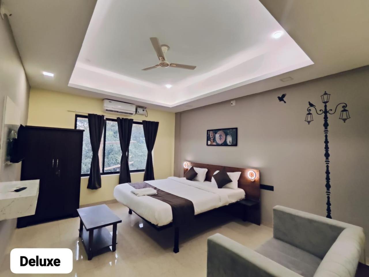 Emerald Euphoria The Luxury Stay Near Infocity Best Seller Bhubaneswar Exterior foto